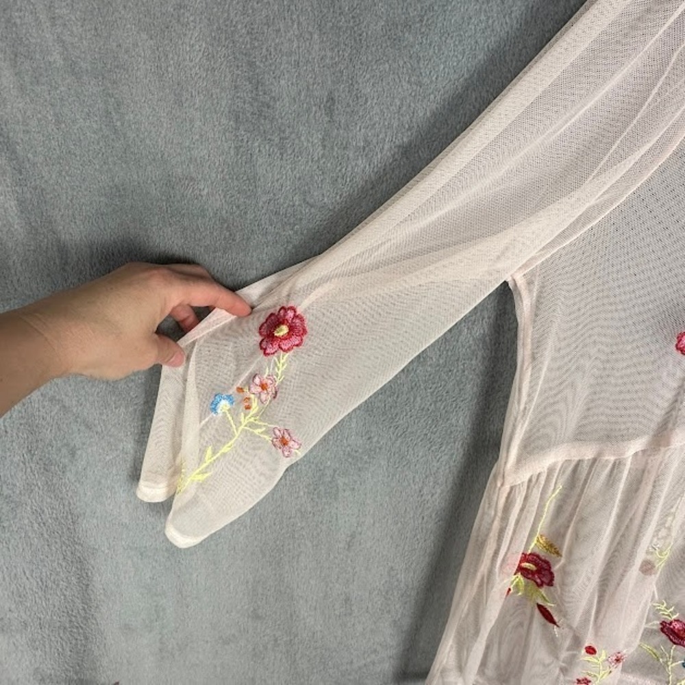 Grand Greene Top Womens Large Pink Embroidered Floral Sheer Romantic Whimsy Boho - Picture 4 of 13